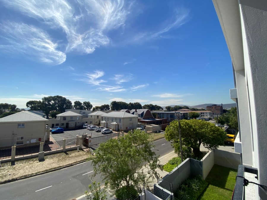 2 Bedroom Property for Sale in Table View Western Cape